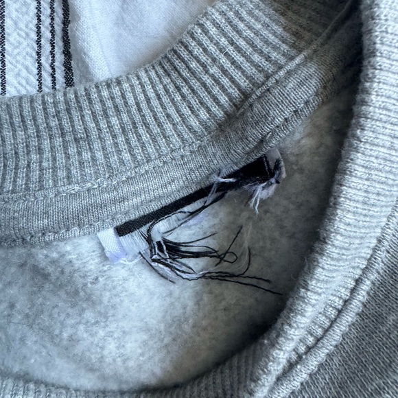 New Balance Pullover Sweater - Picture 2 of 2